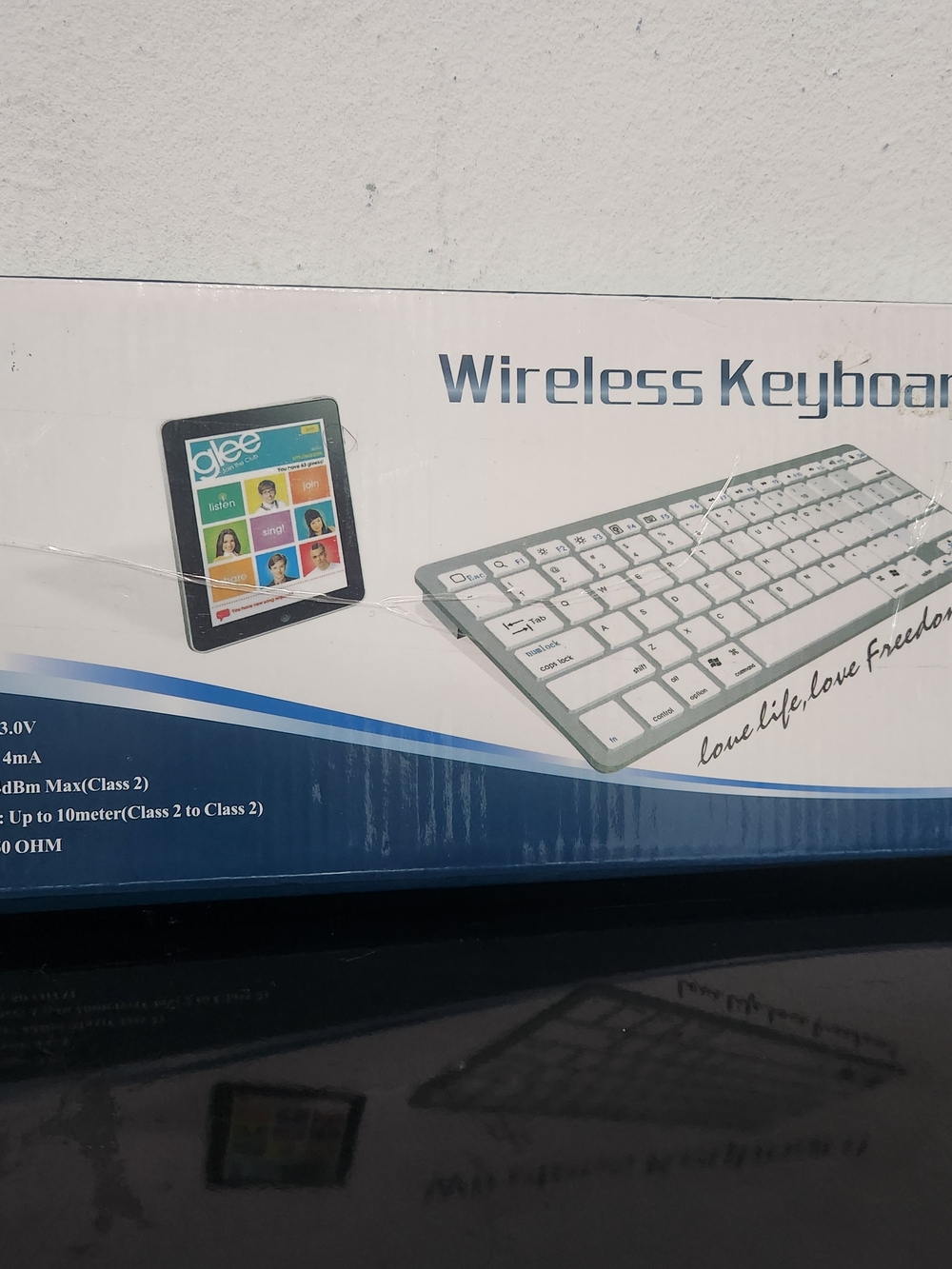 Source Unknown White Wireless Tablet Keyboard